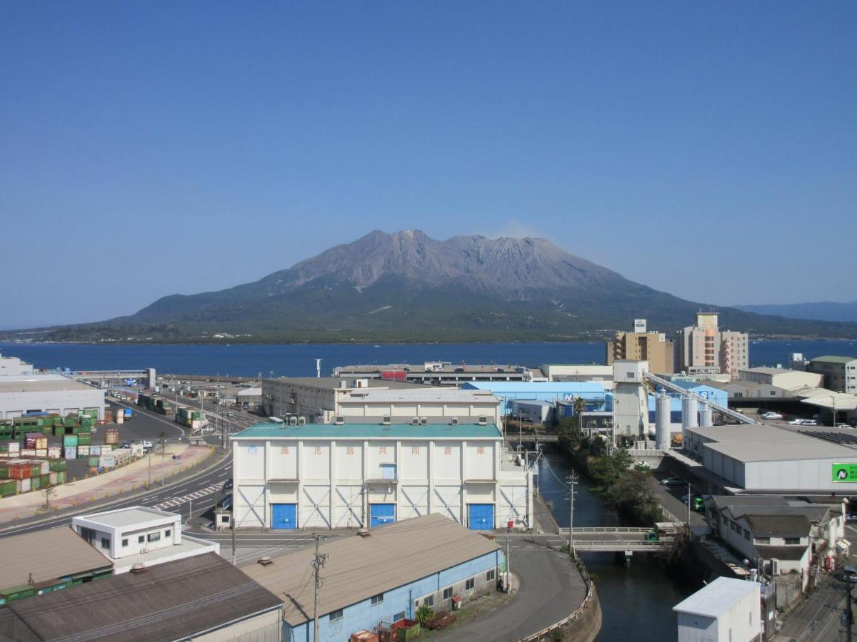 鹿児島インテリジェンス 鹿児島市 エクステリア 写真